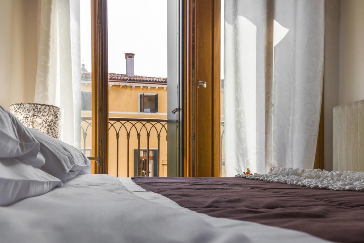 Accademia Charm Apartments By Wonderful Italy Venedig Exterior foto
